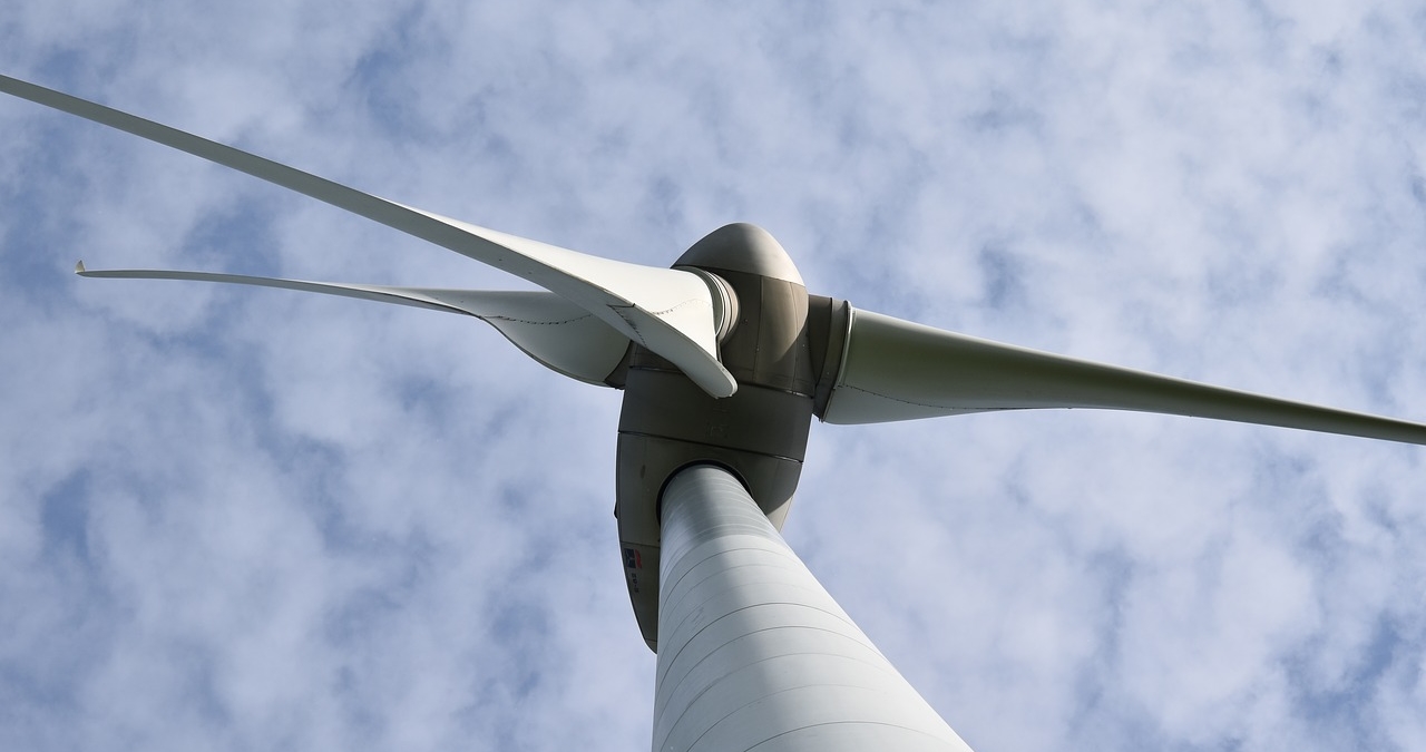 wind-turbine-4178777_1280